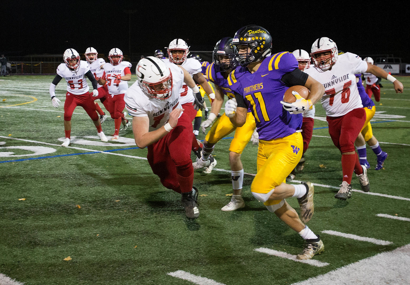 191027-sportslocal-whsfootballgallery 13.jpg
